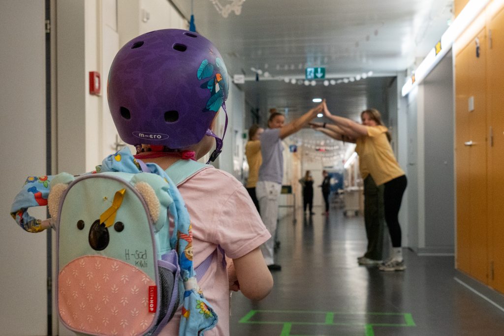 KiKli Fit Goldene Schleife-08